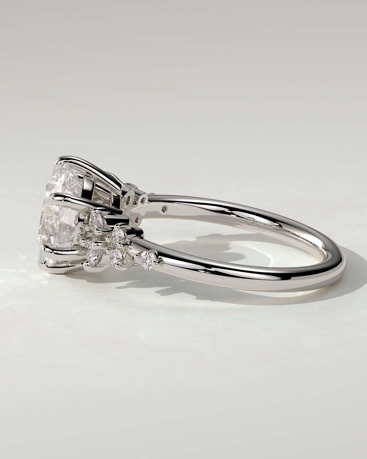 Molly Solitaire Round Ring