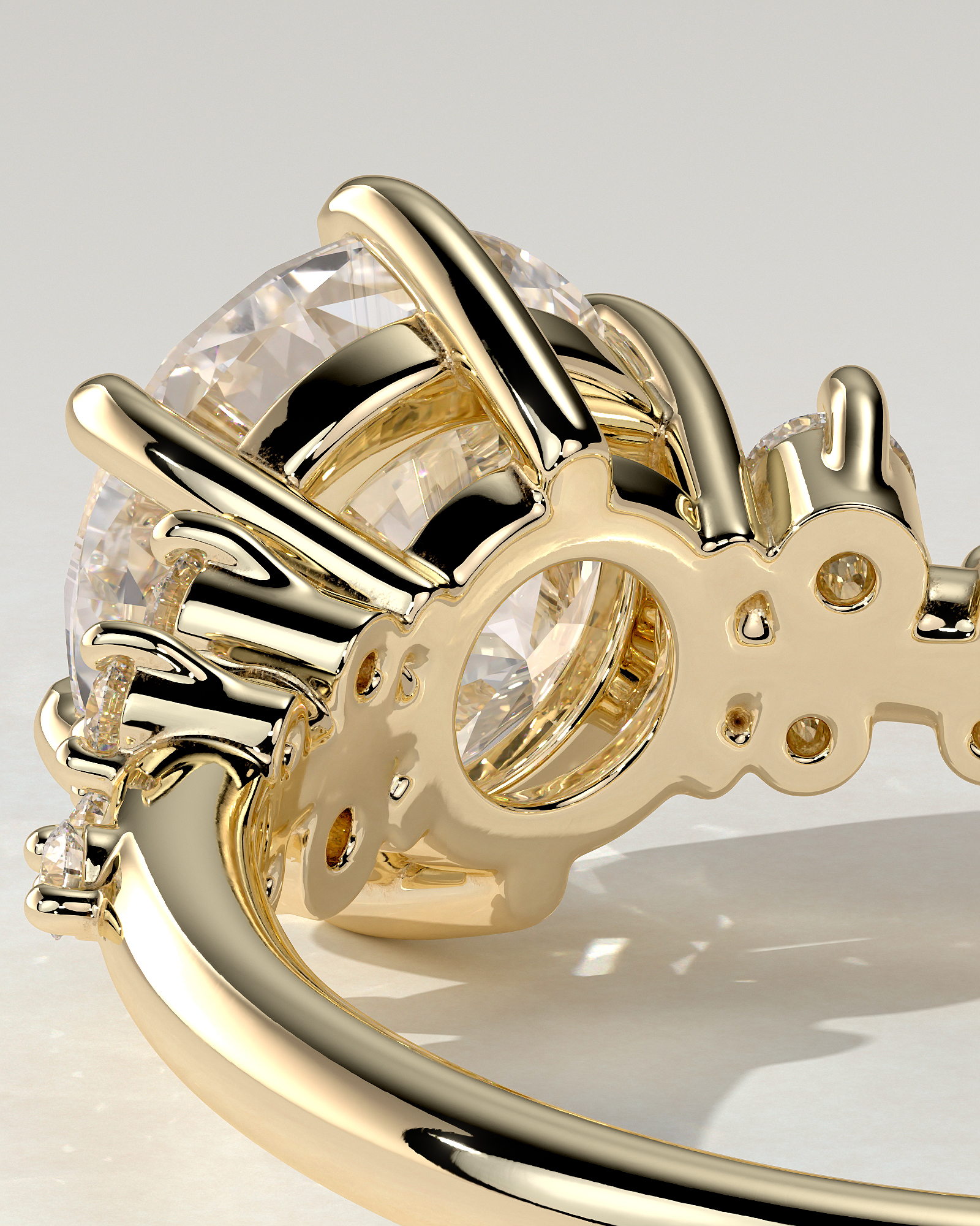 Molly Solitaire Round Ring