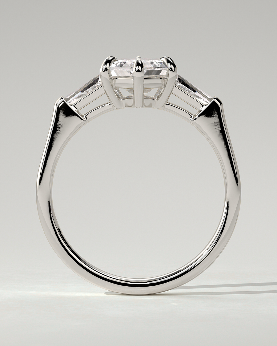 Myrtle Trilogy Round Ring