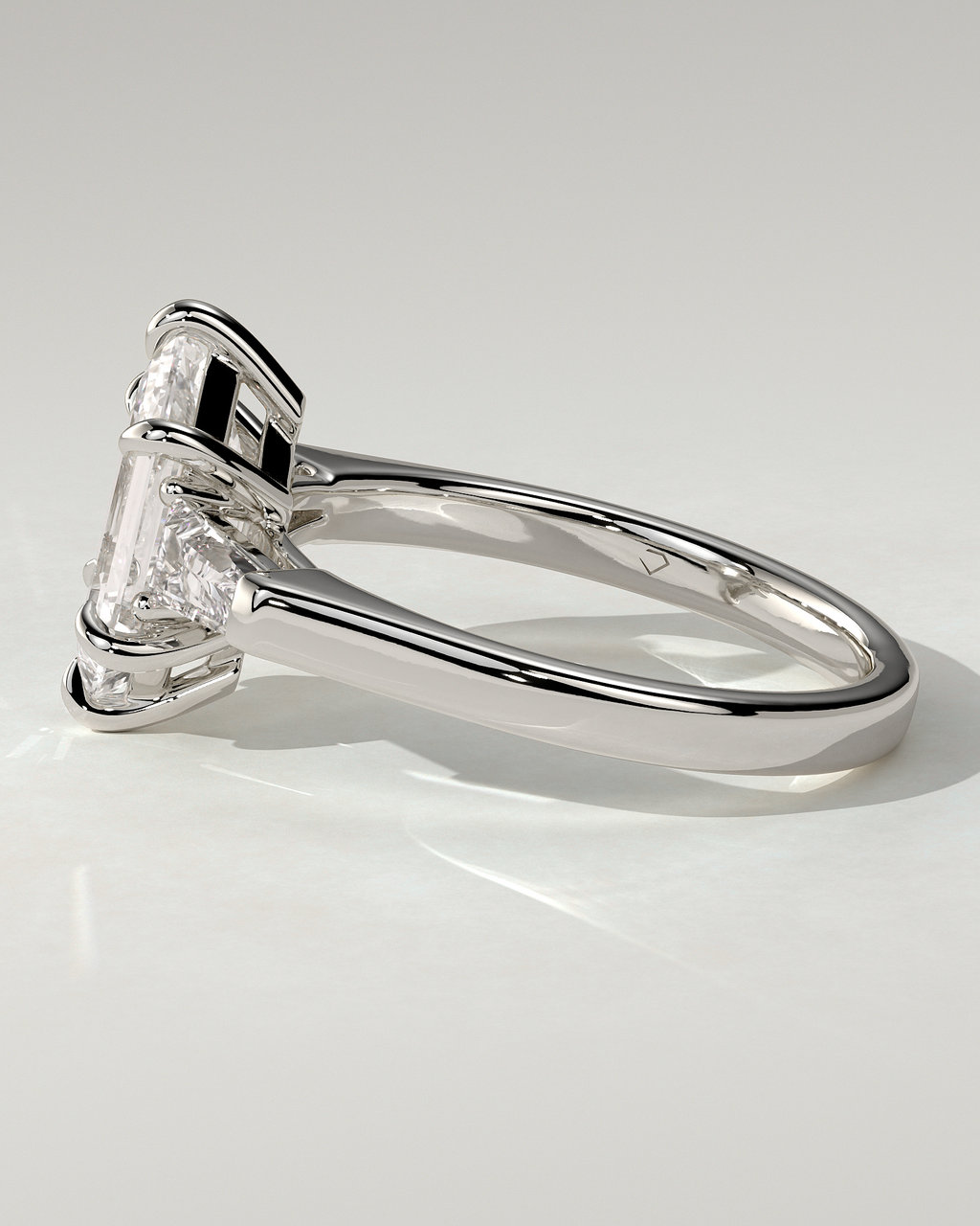 Myrtle Trilogy Round Ring