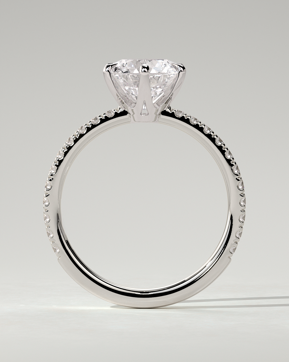Naomi Solitaire Round Ring