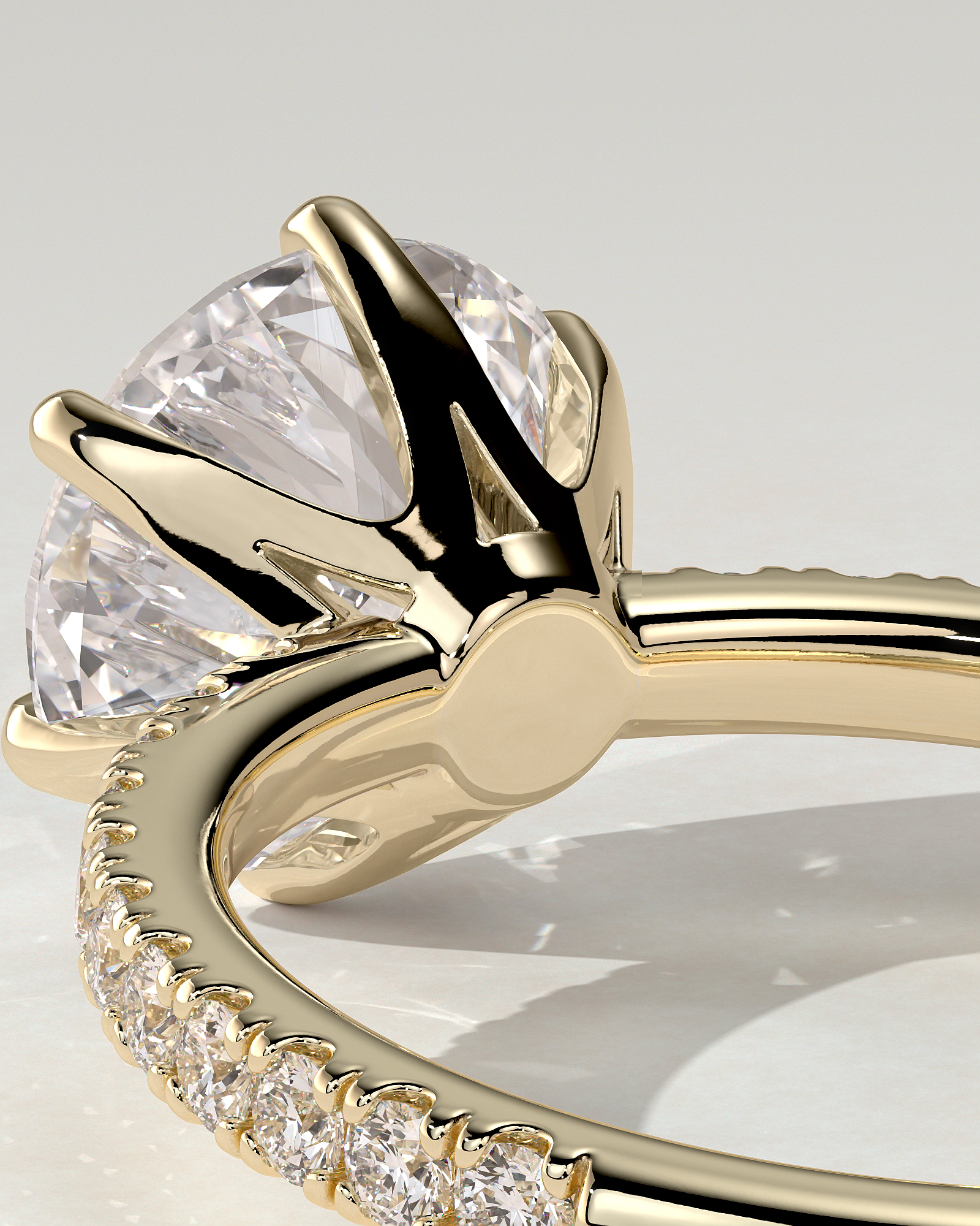 Naomi Solitaire Round Ring