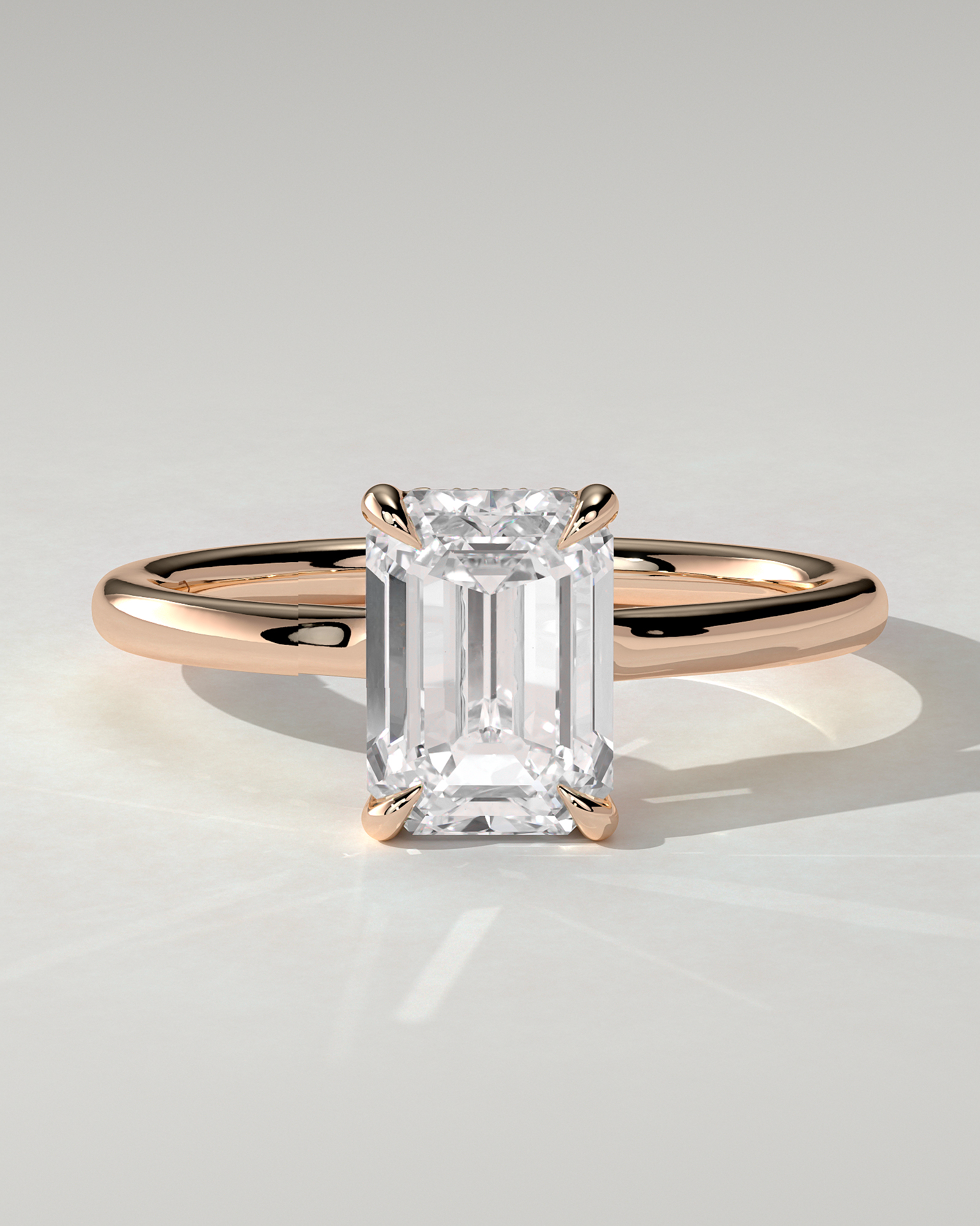 Nara Solitaire Emerald Ring