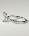 Nara Solitaire Emerald Ring