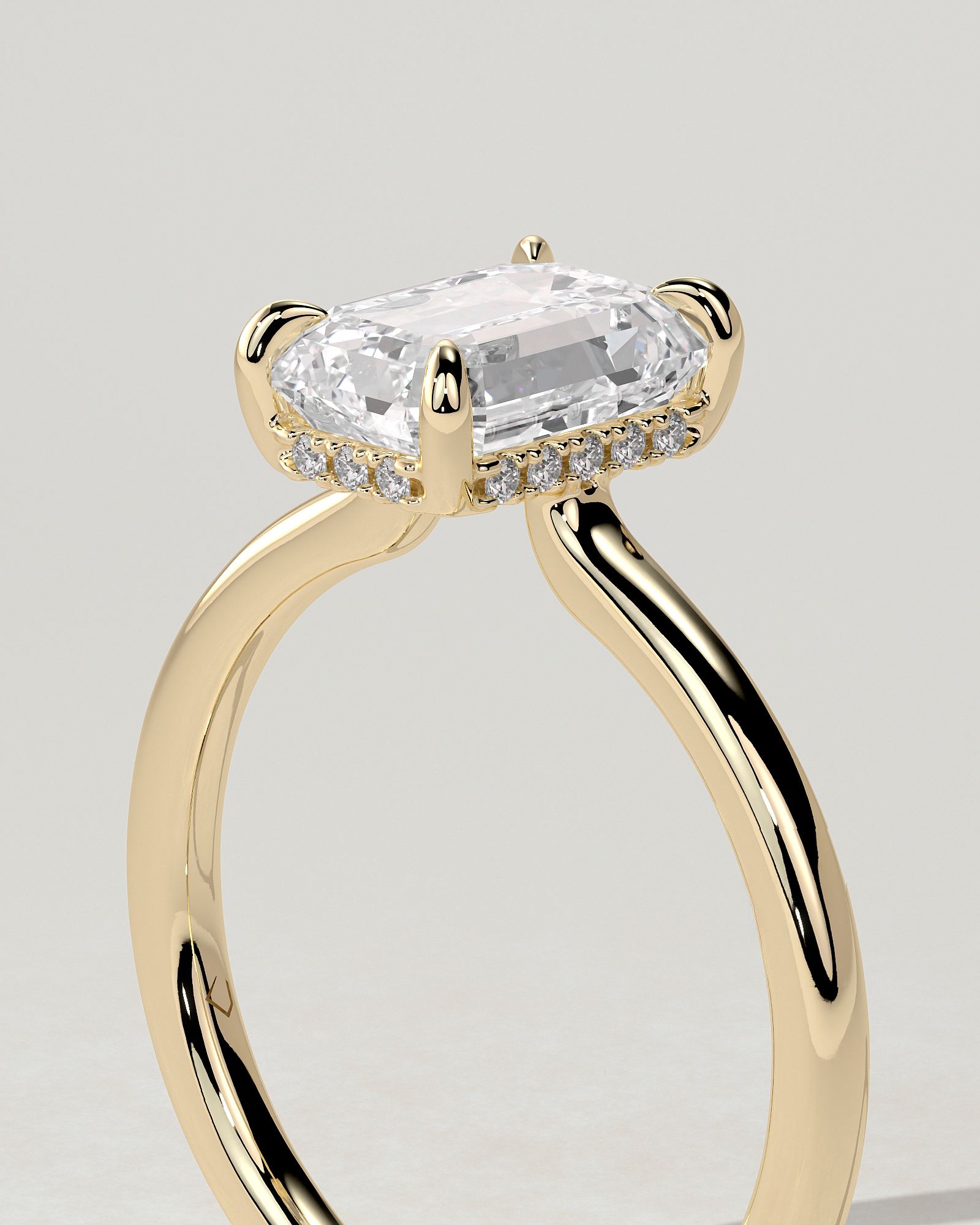 Nara Solitaire Emerald Ring