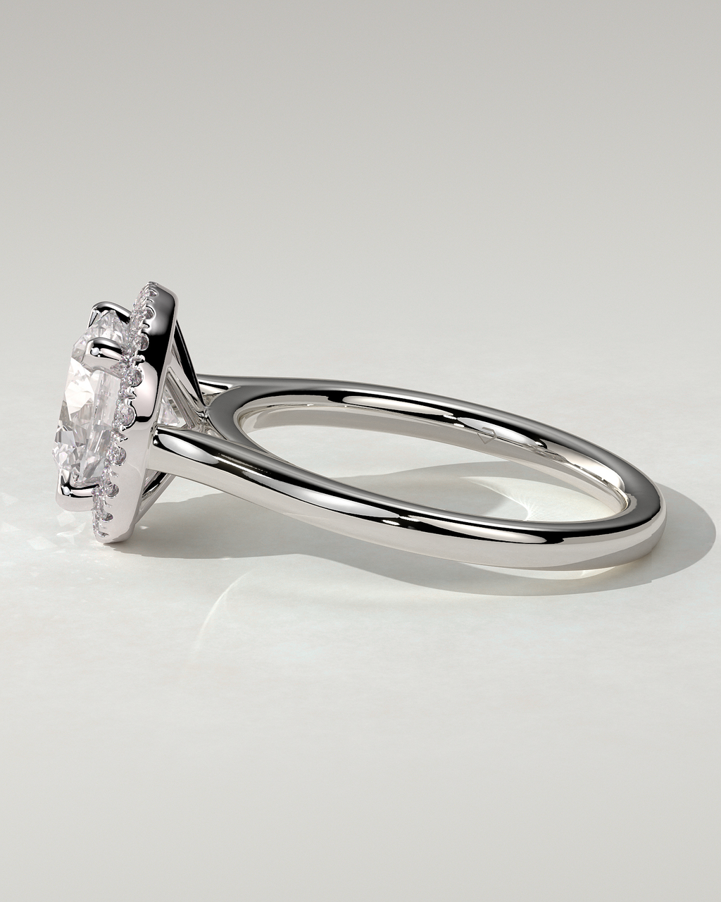 Nola Halo Round Ring