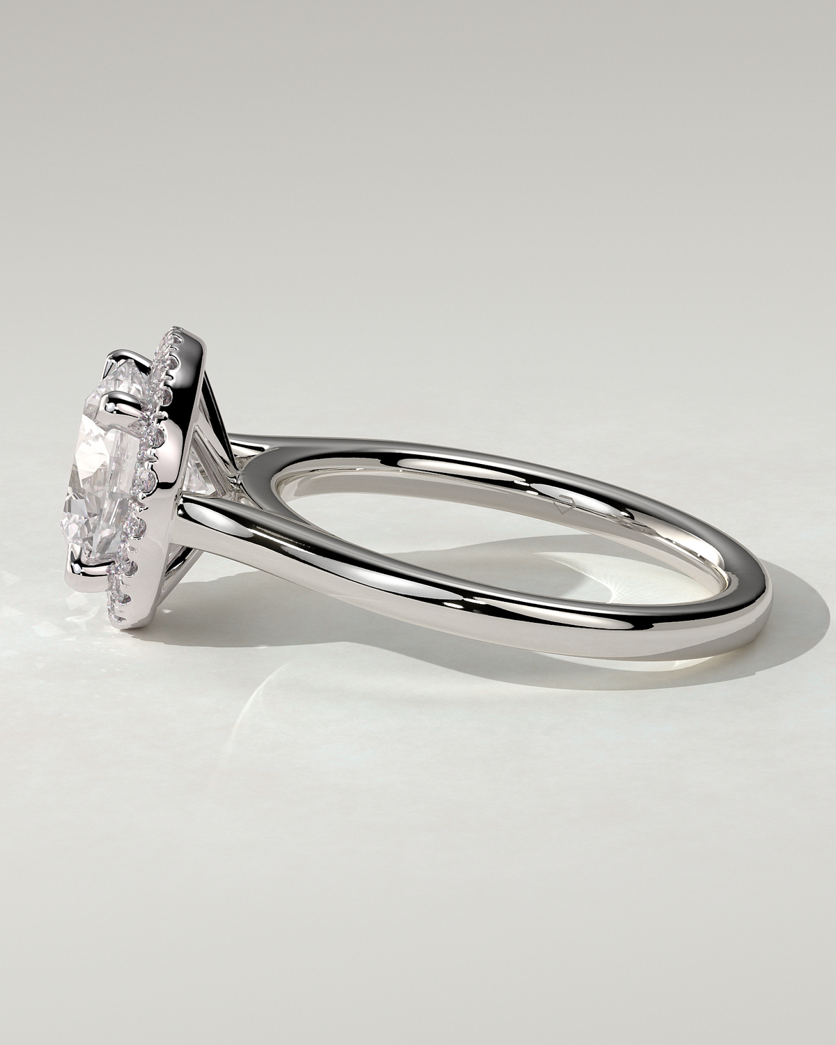 Nola Halo Round Ring