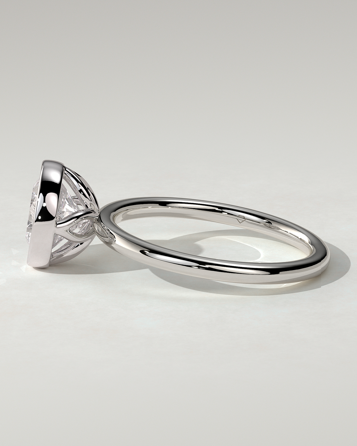 Ophelia Bezel Round Ring