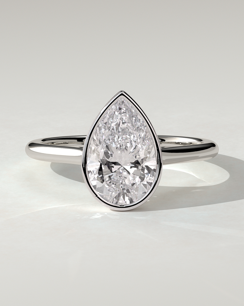 Paris Bezel Round Ring
