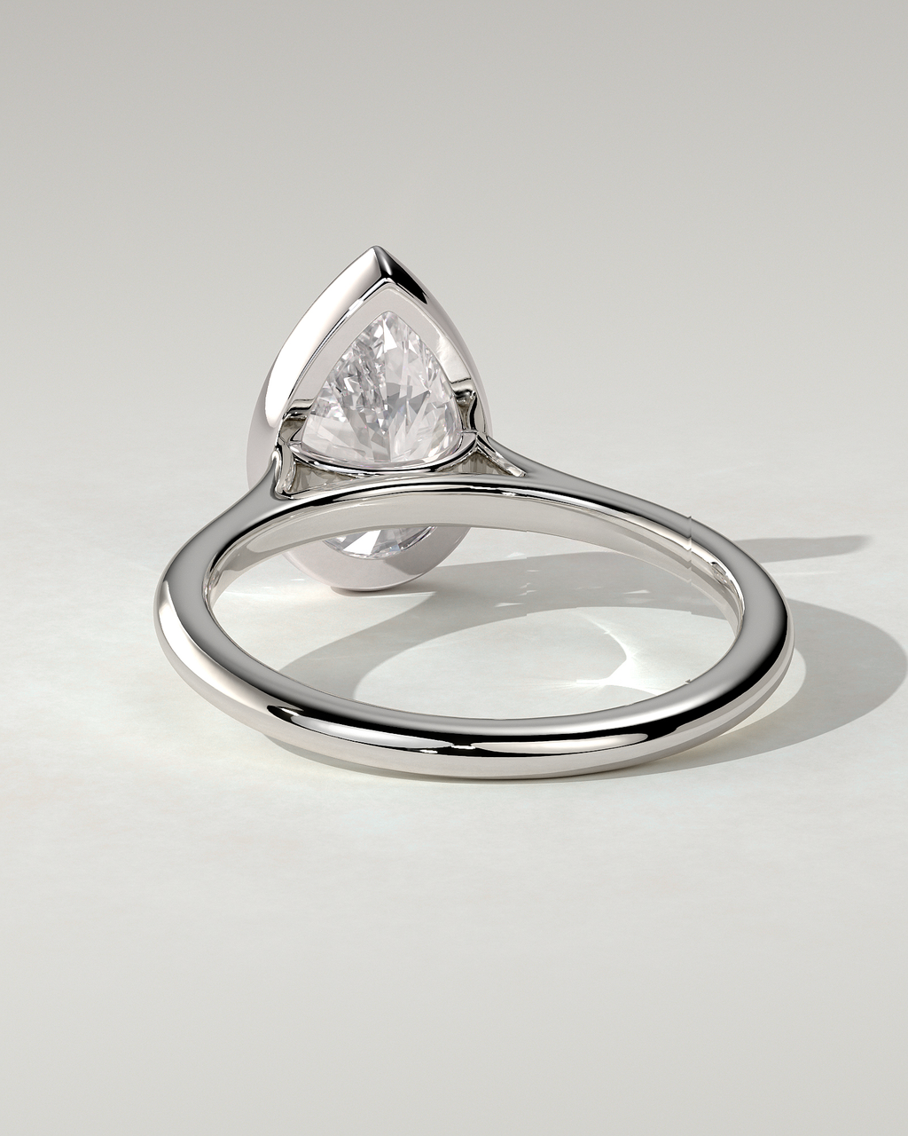 Paris Bezel Round Ring