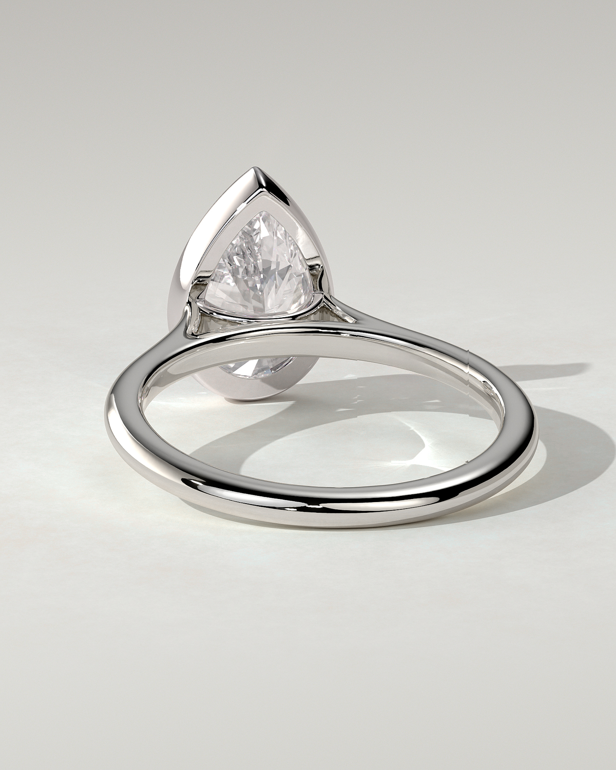 Paris Bezel Round Ring