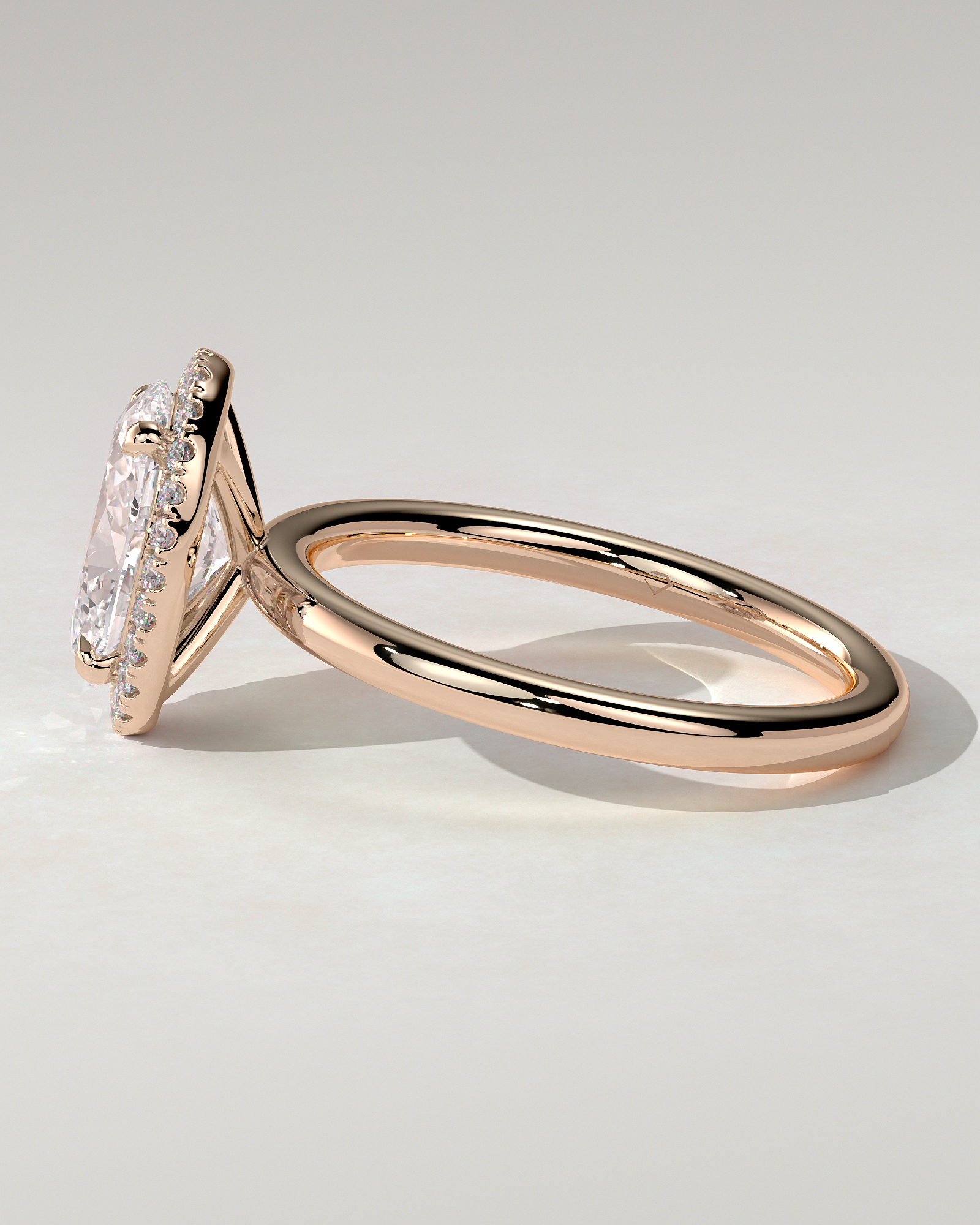Phoebe Halo Oval Ring