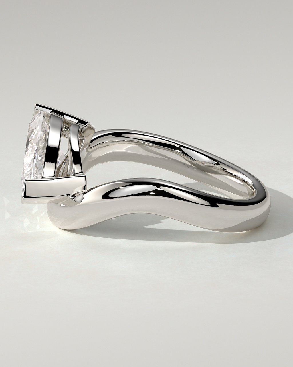 Pia East-West Round Ring