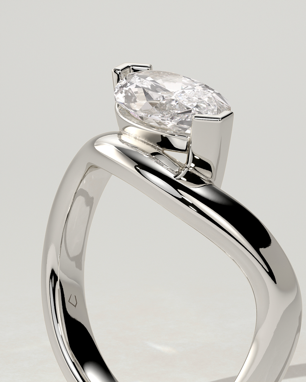 Pia East-West Round Ring