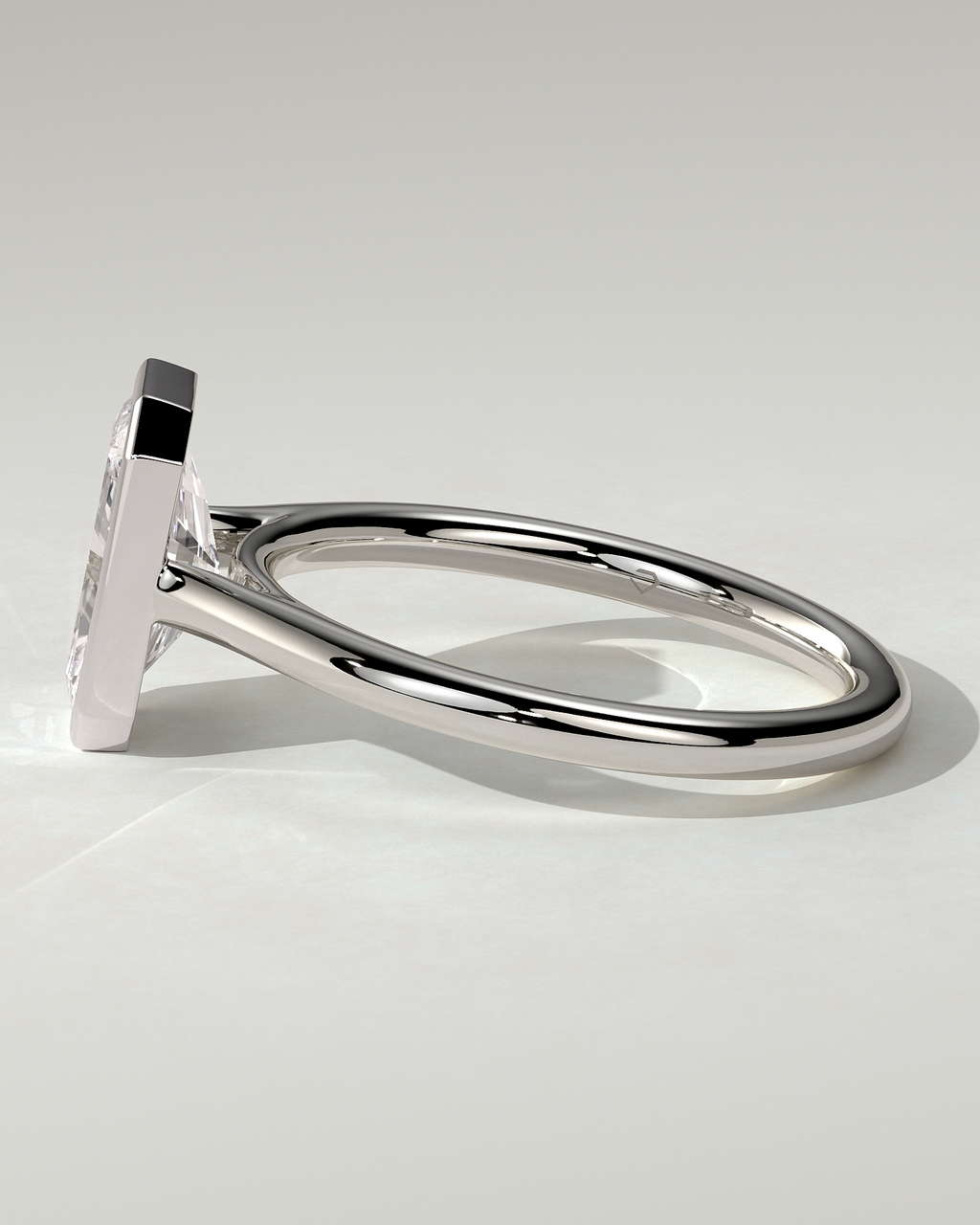 Rachel Bezel Round Ring