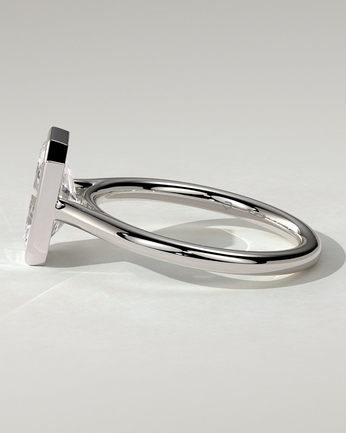 Rachel Bezel Round Ring