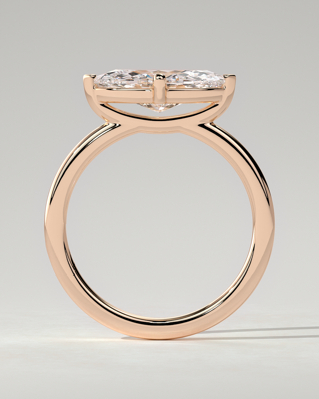 River East-West Round Ring