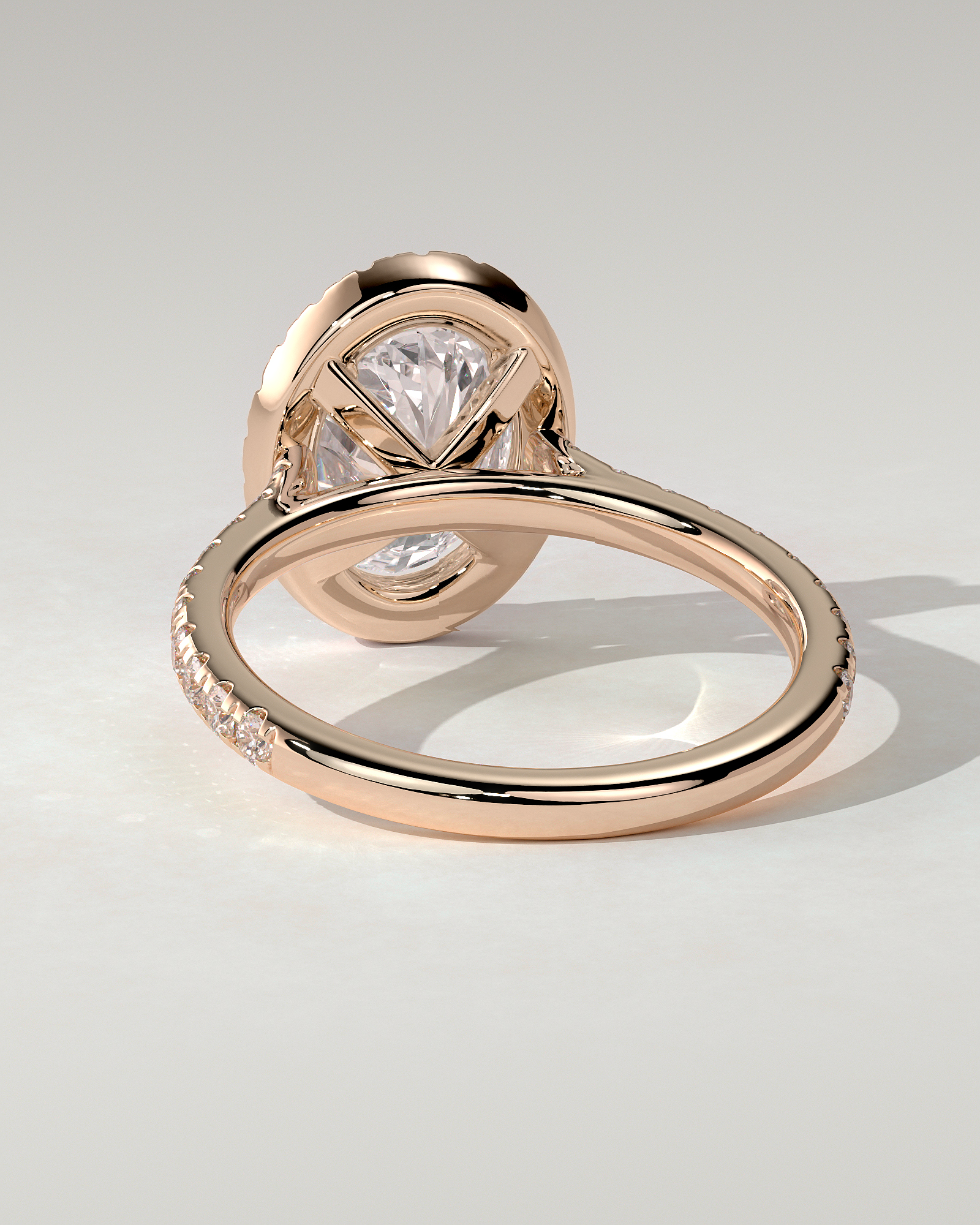 Sally Halo Oval Ring