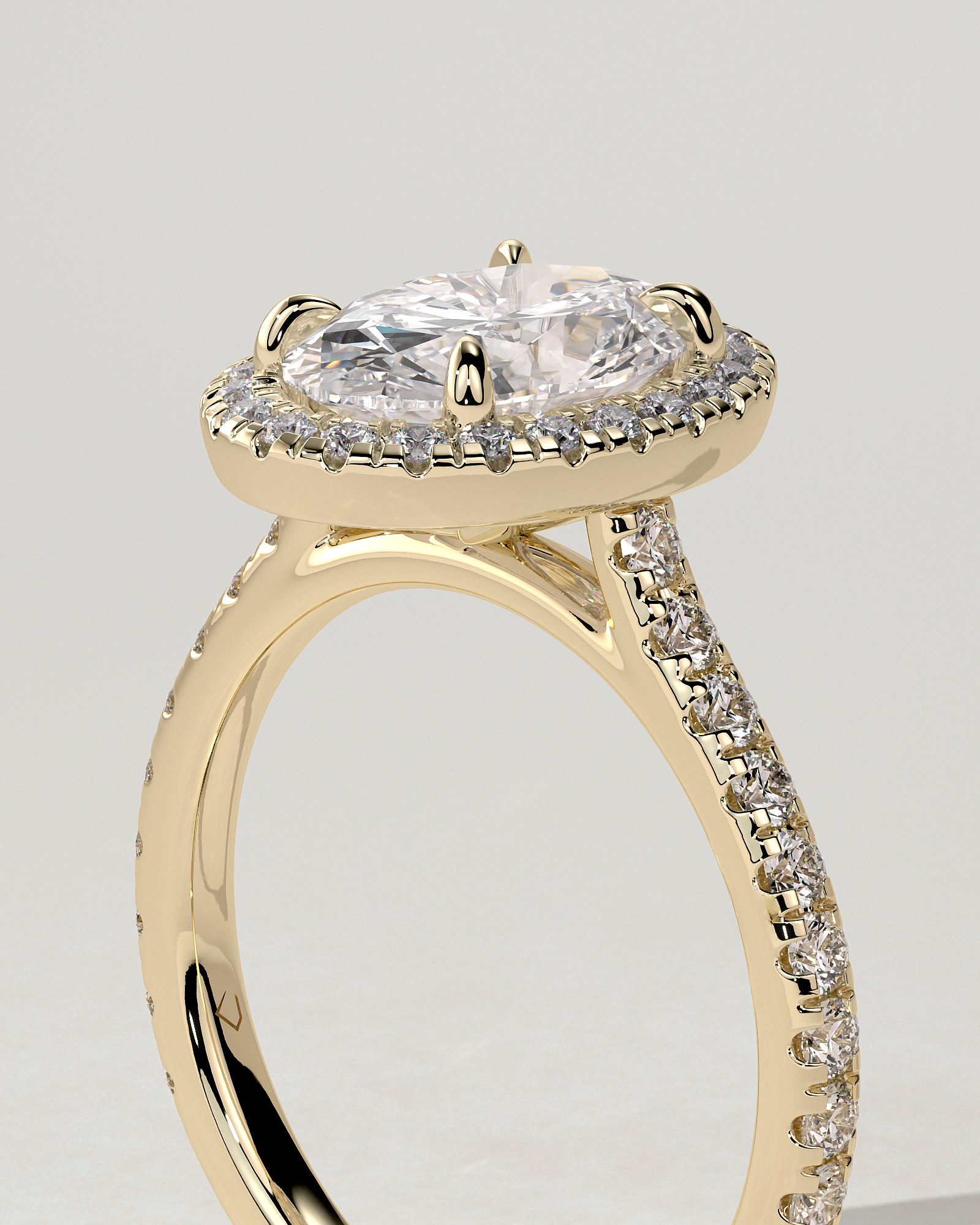 Sally Halo Oval Ring