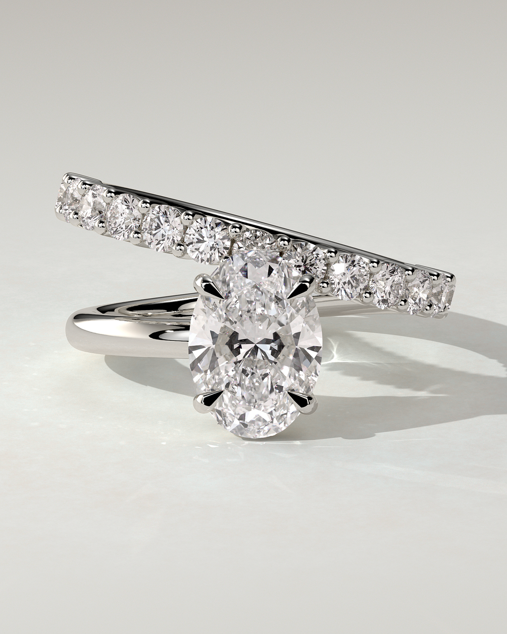Sevela Solitaire Oval Ring