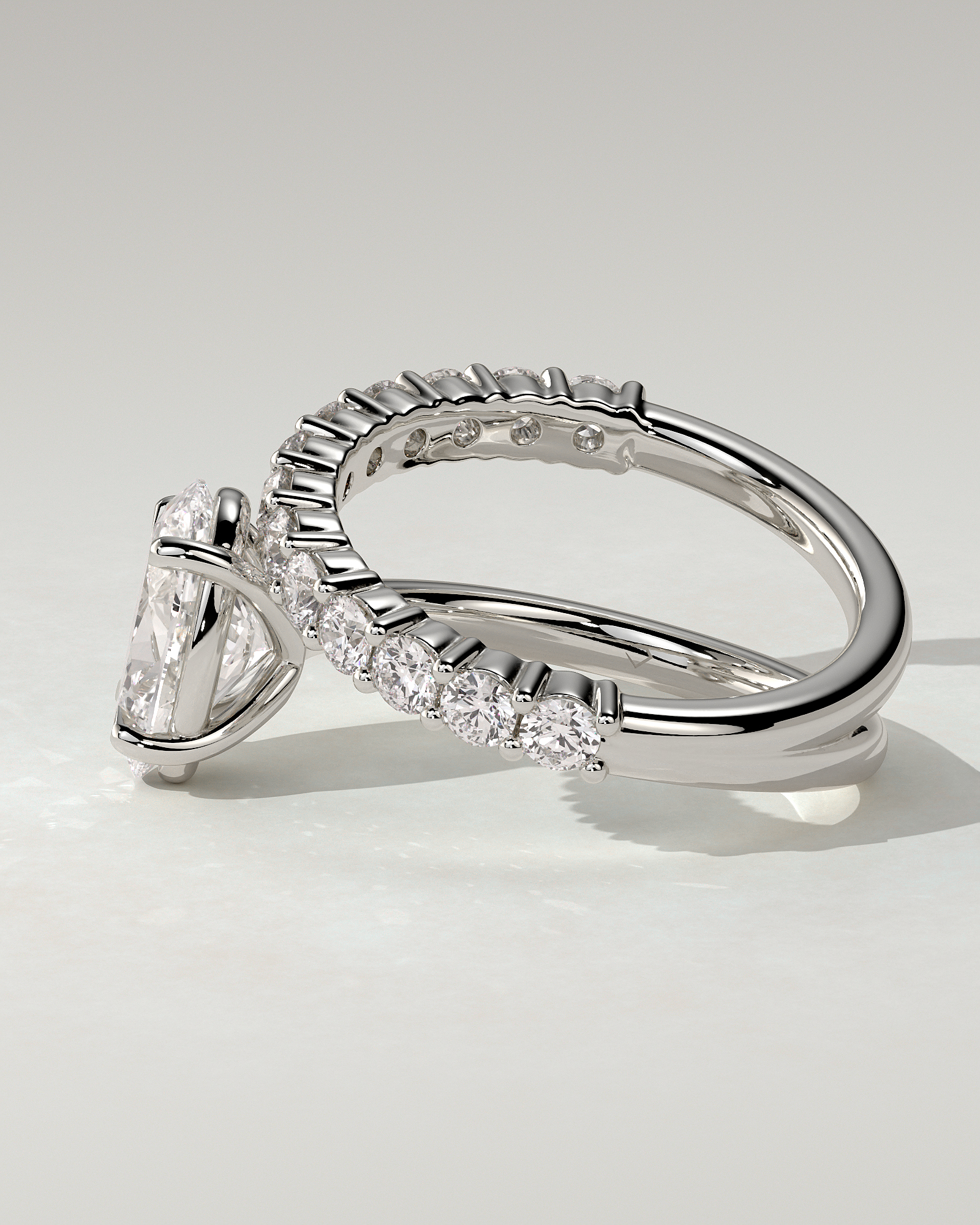 Sevela Solitaire Oval Ring