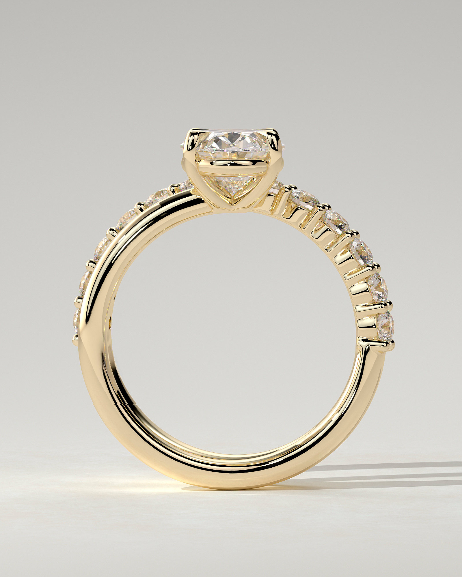 Sevela Solitaire Oval Ring