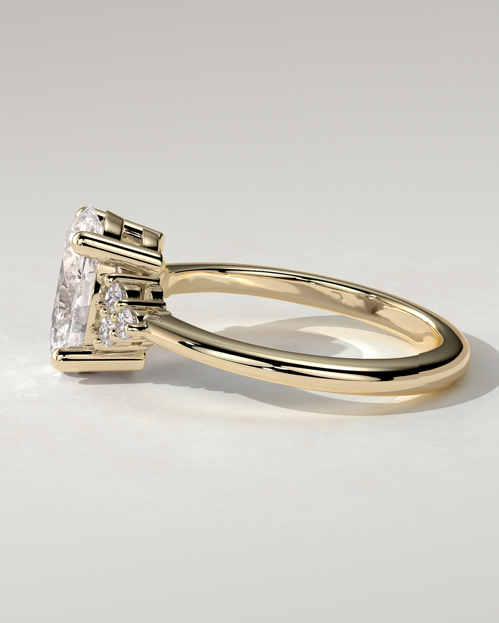 Sharon Solitaire Oval Ring