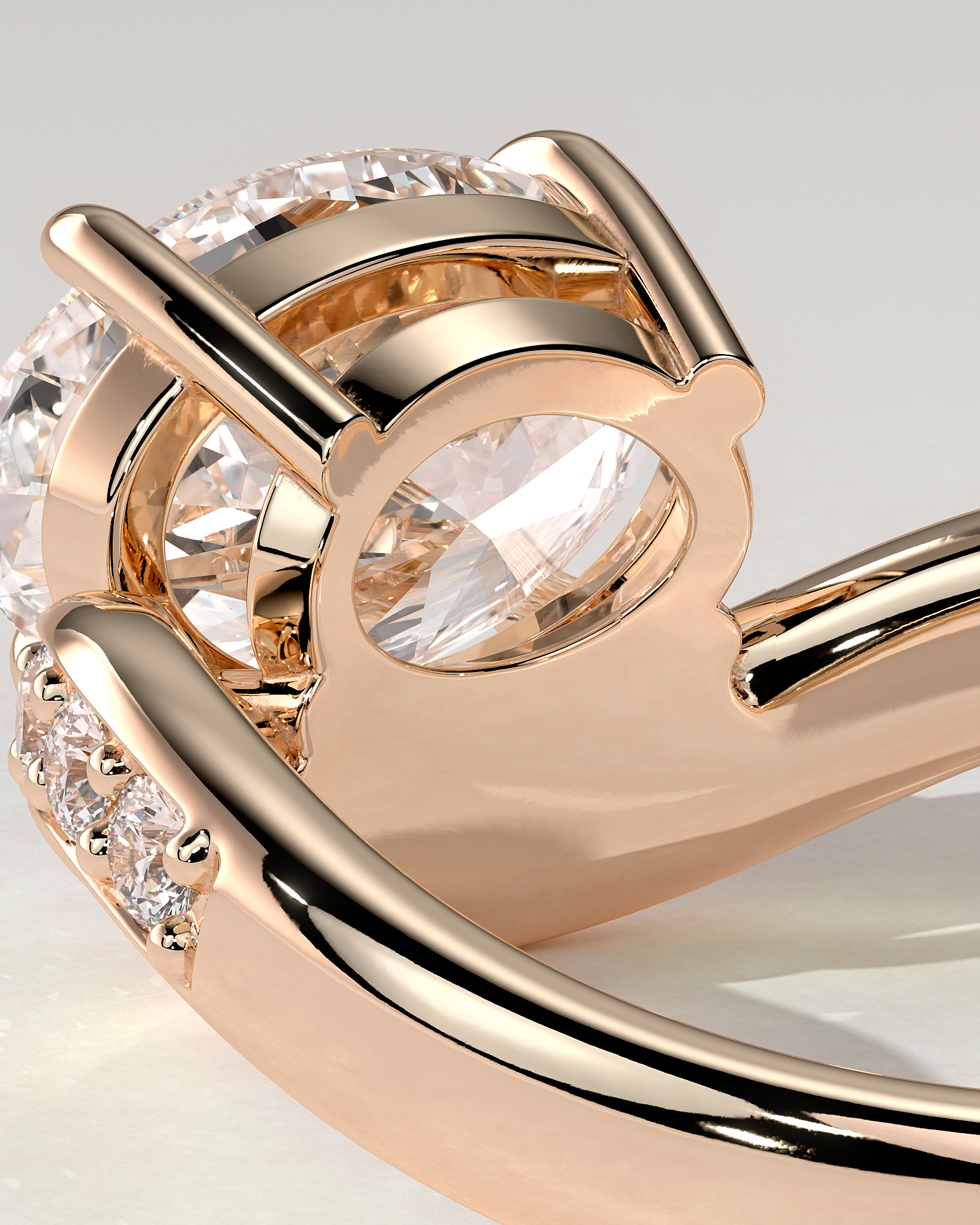 Shelly East-West Round Ring