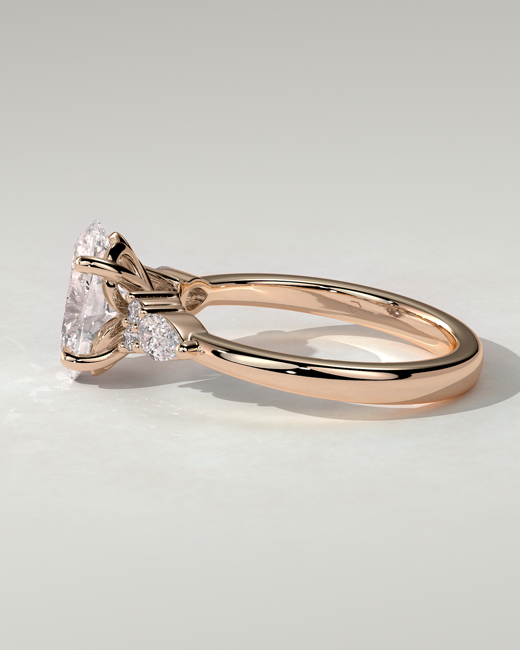 Sheridan Trilogy Oval Ring