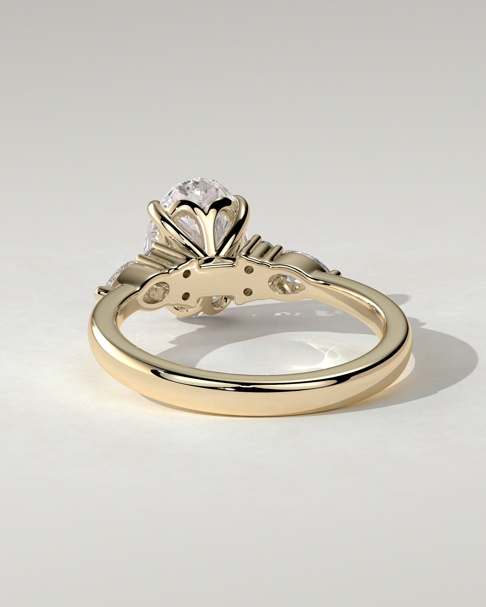 Sheridan Trilogy Oval Ring