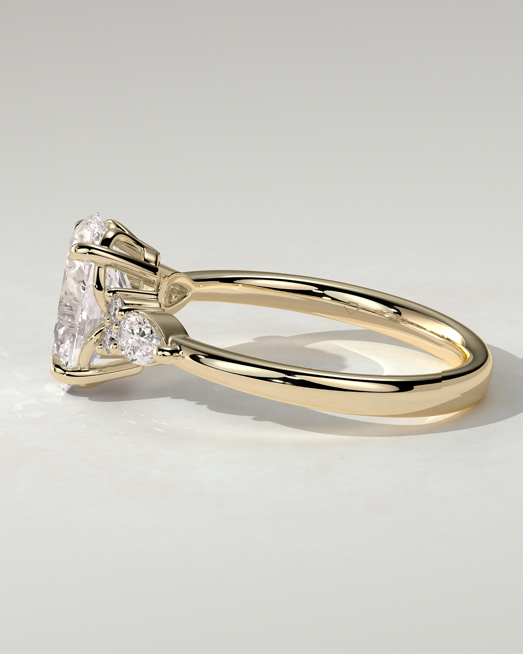 Sheridan Trilogy Oval Ring