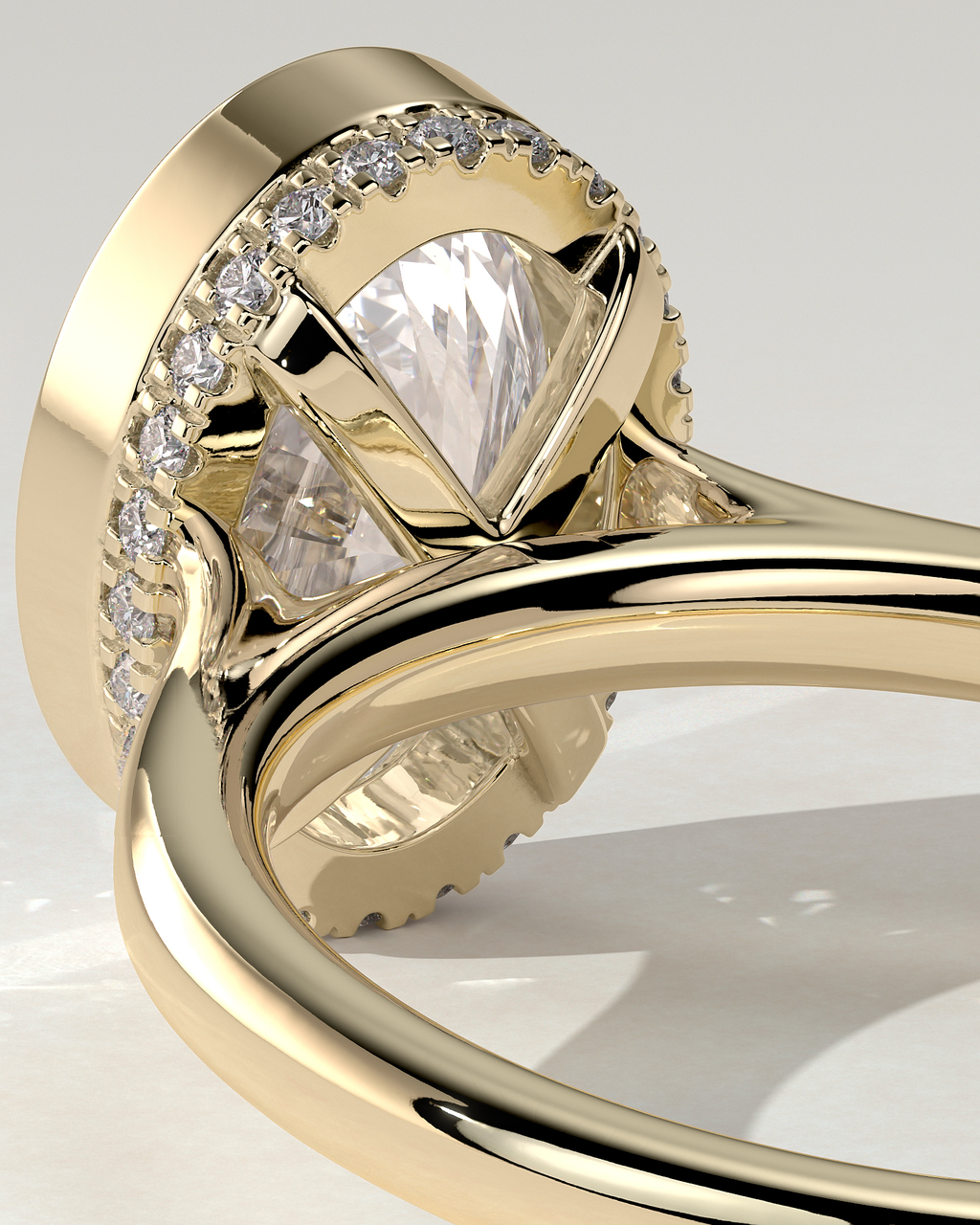Sierra Bezel Round Ring