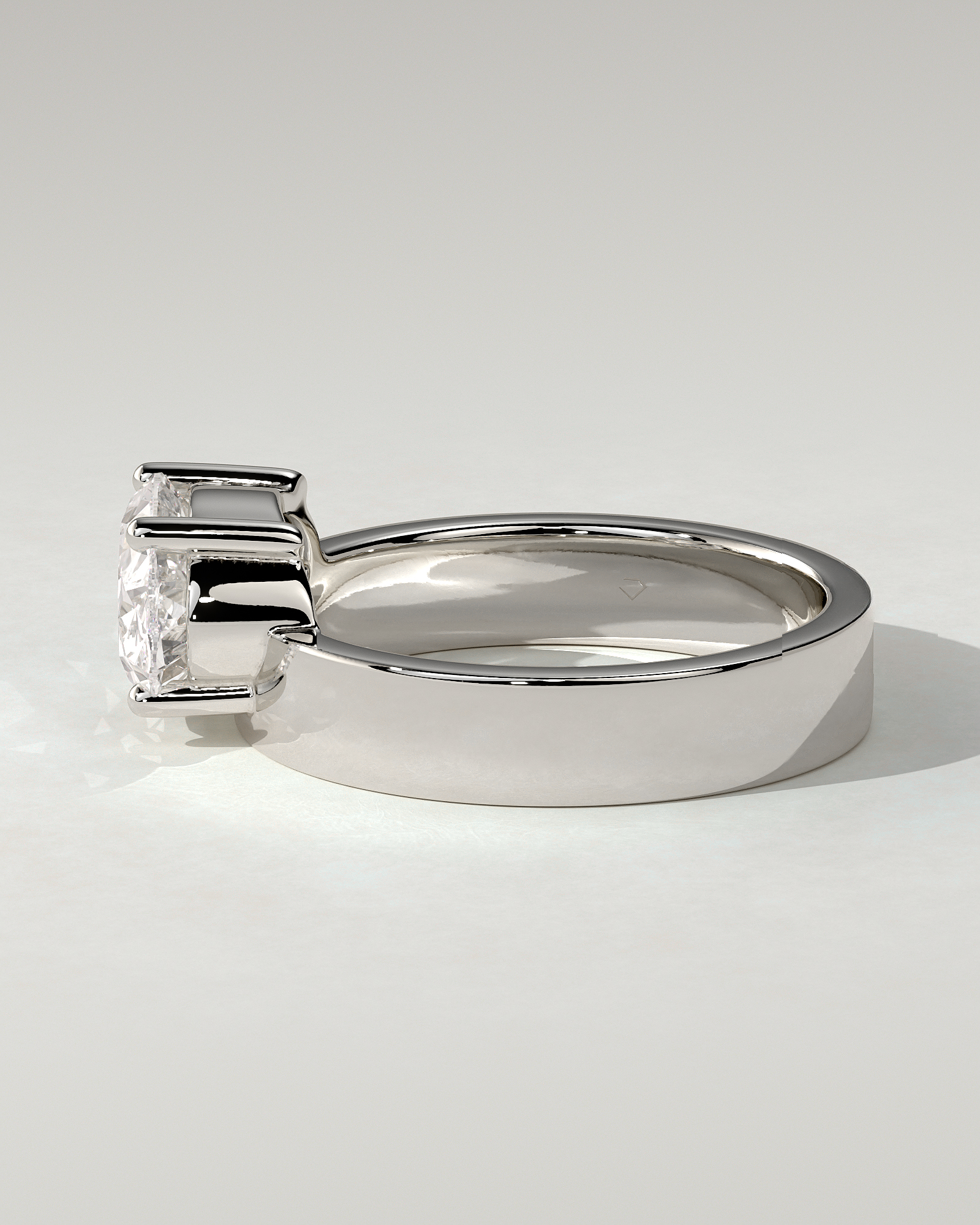 Soraya East-West Round Ring