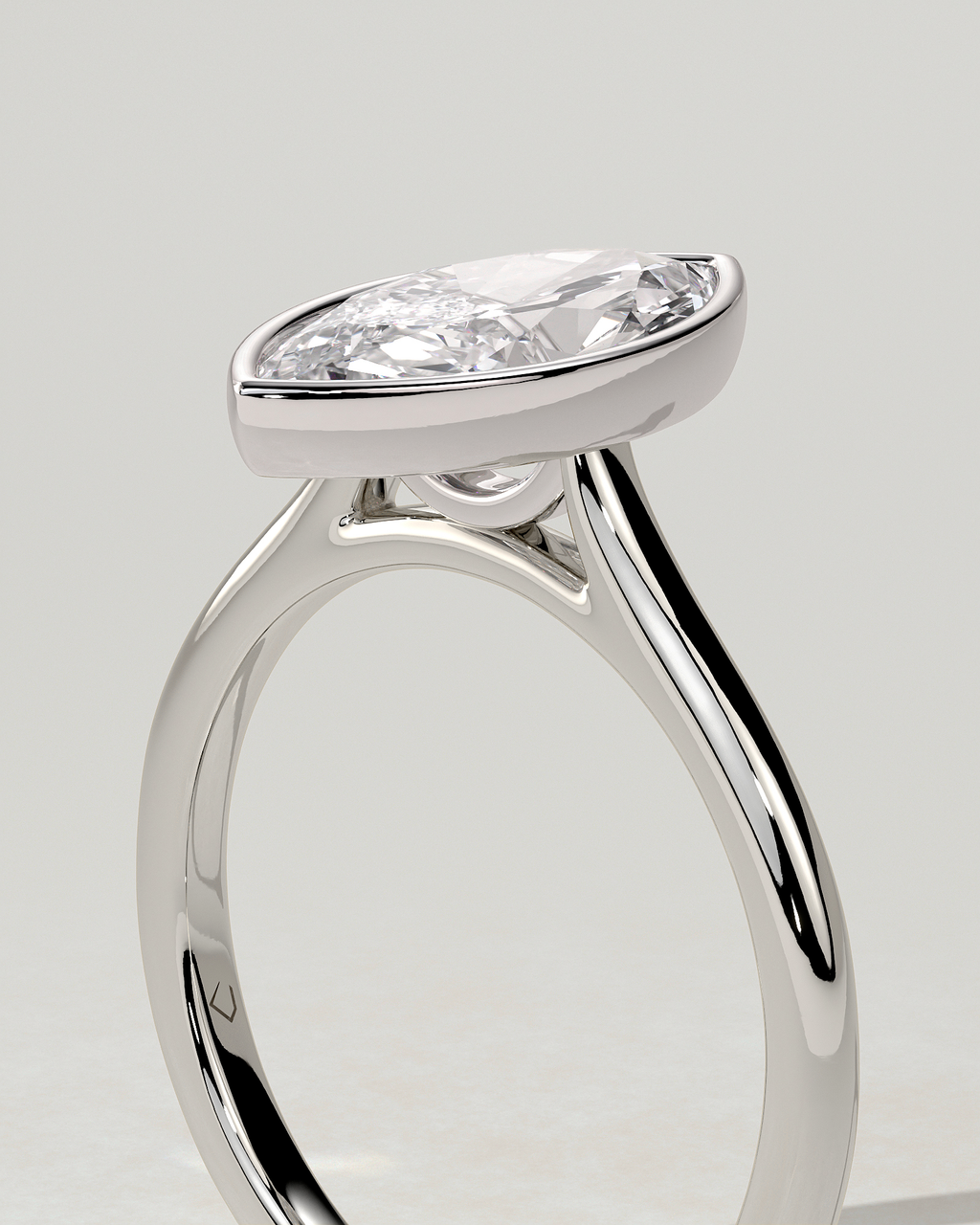 Stella Bezel Round Ring