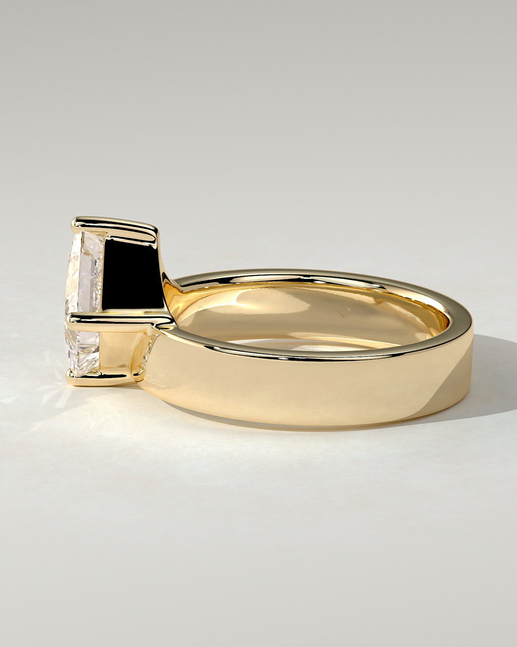 Vicki Solitaire Asscher Ring