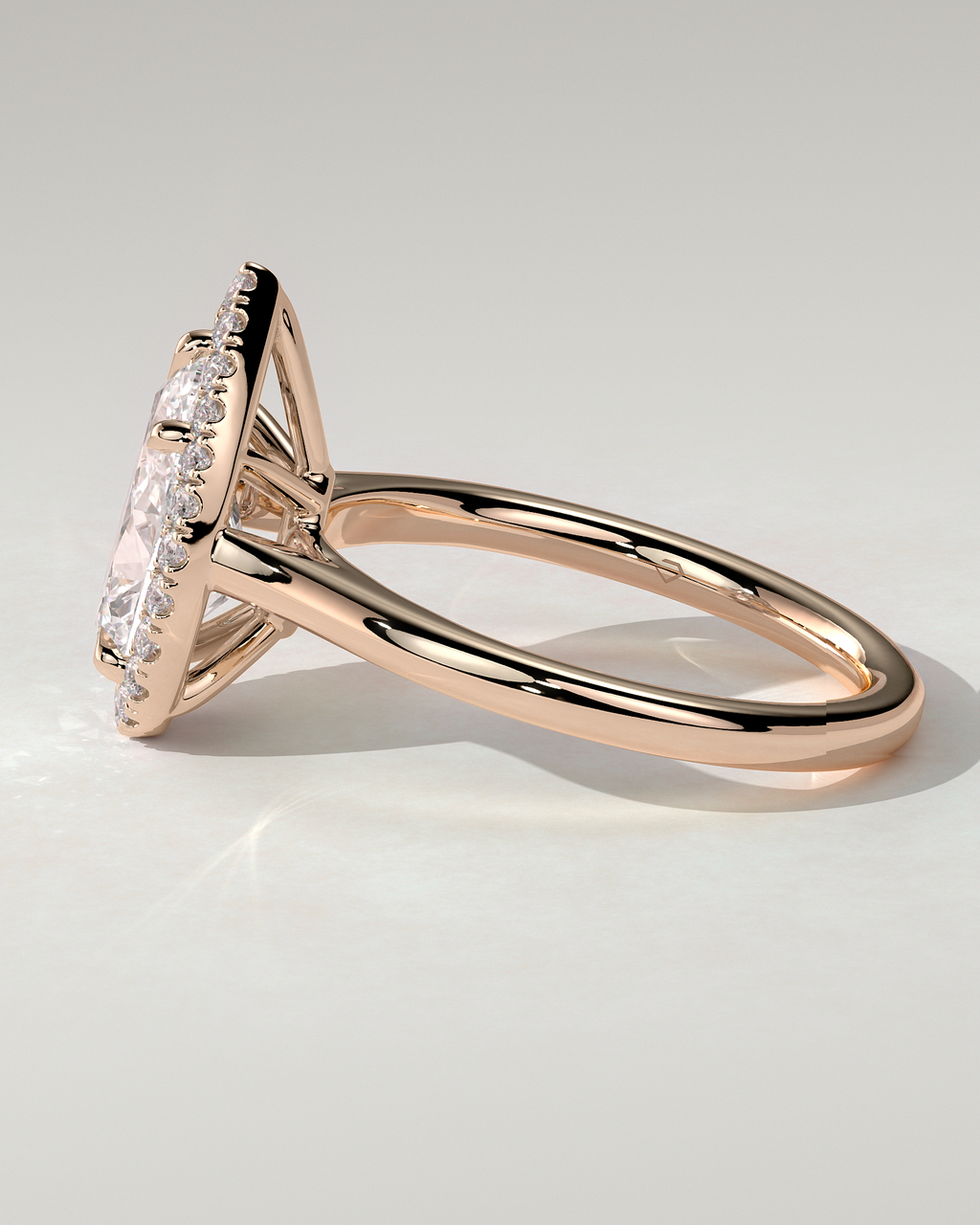 Viola Halo Pear Ring