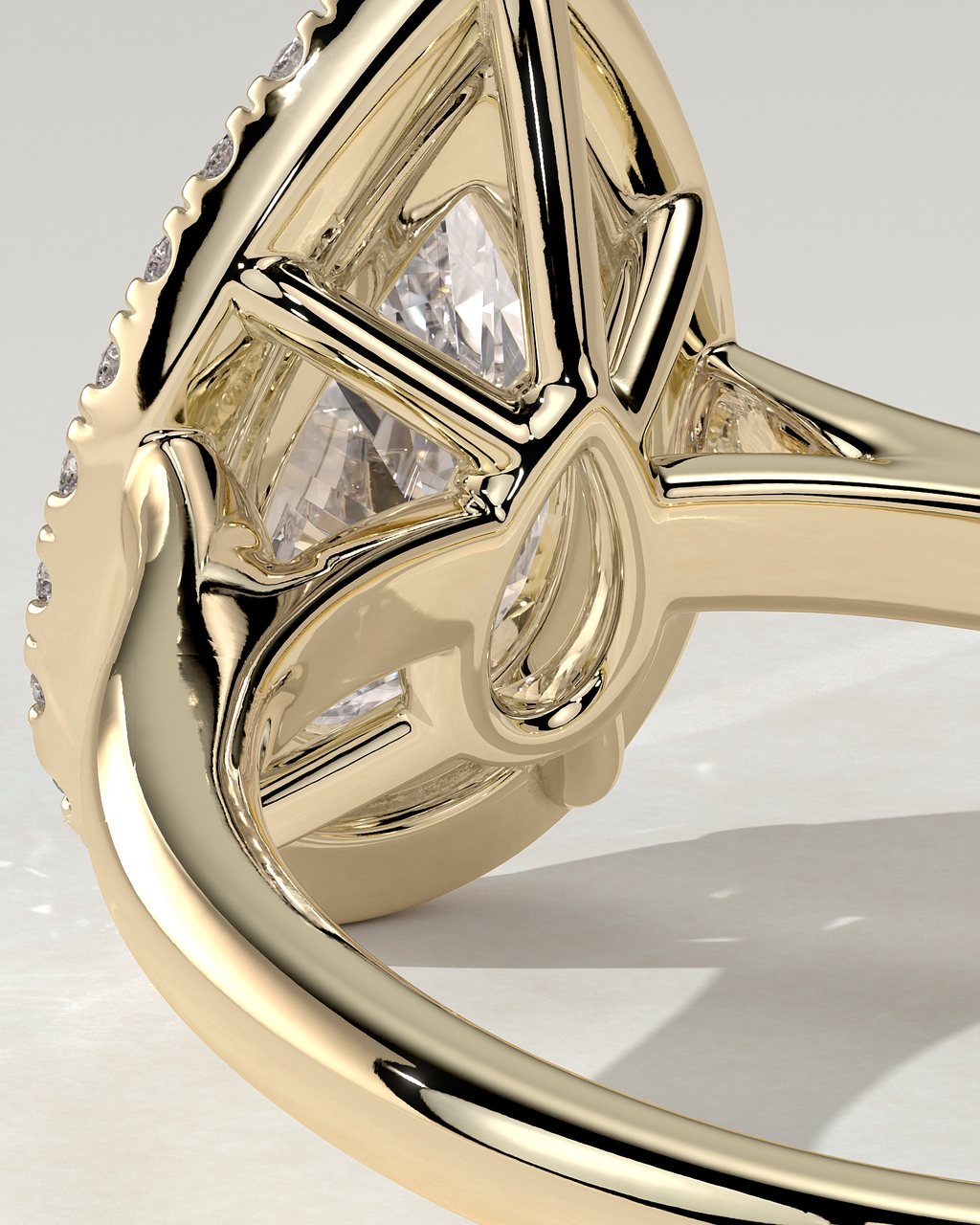 Viola Halo Pear Ring
