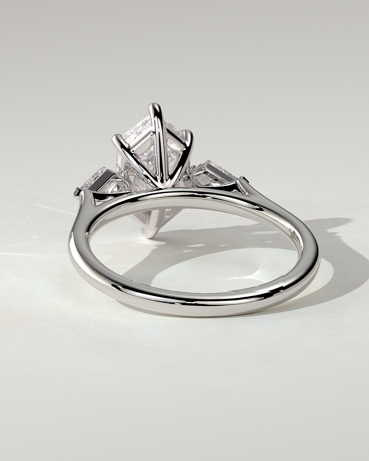 Wanda Trilogy Round Ring