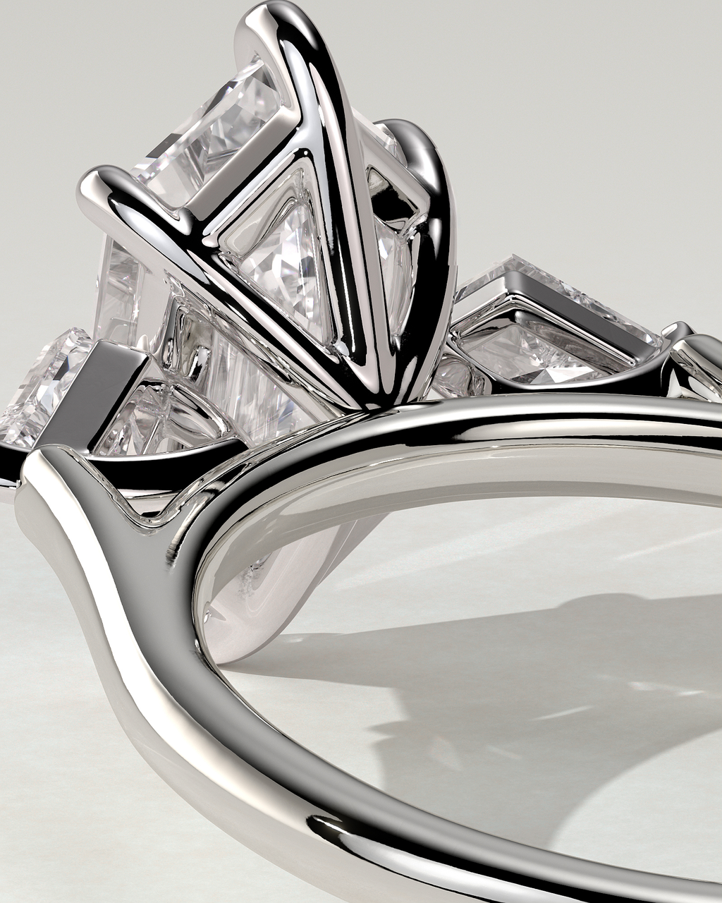 Wanda Trilogy Round Ring