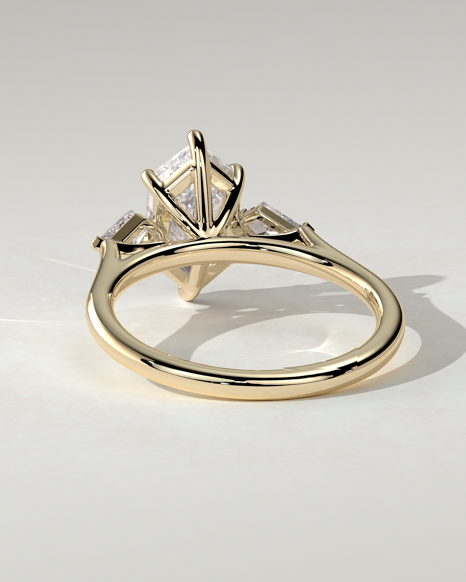 Wanda Trilogy Round Ring
