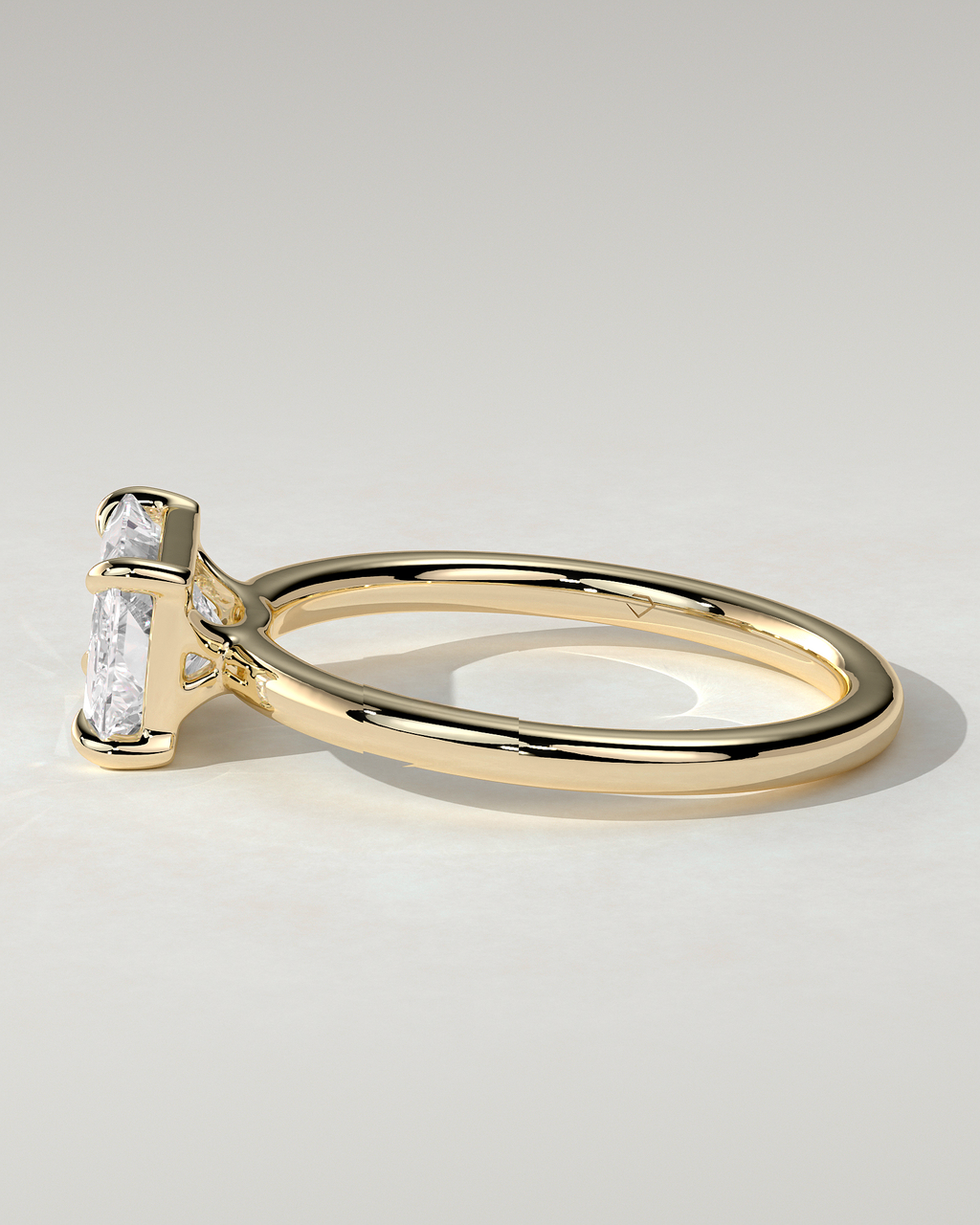 Zara East-West Round Ring
