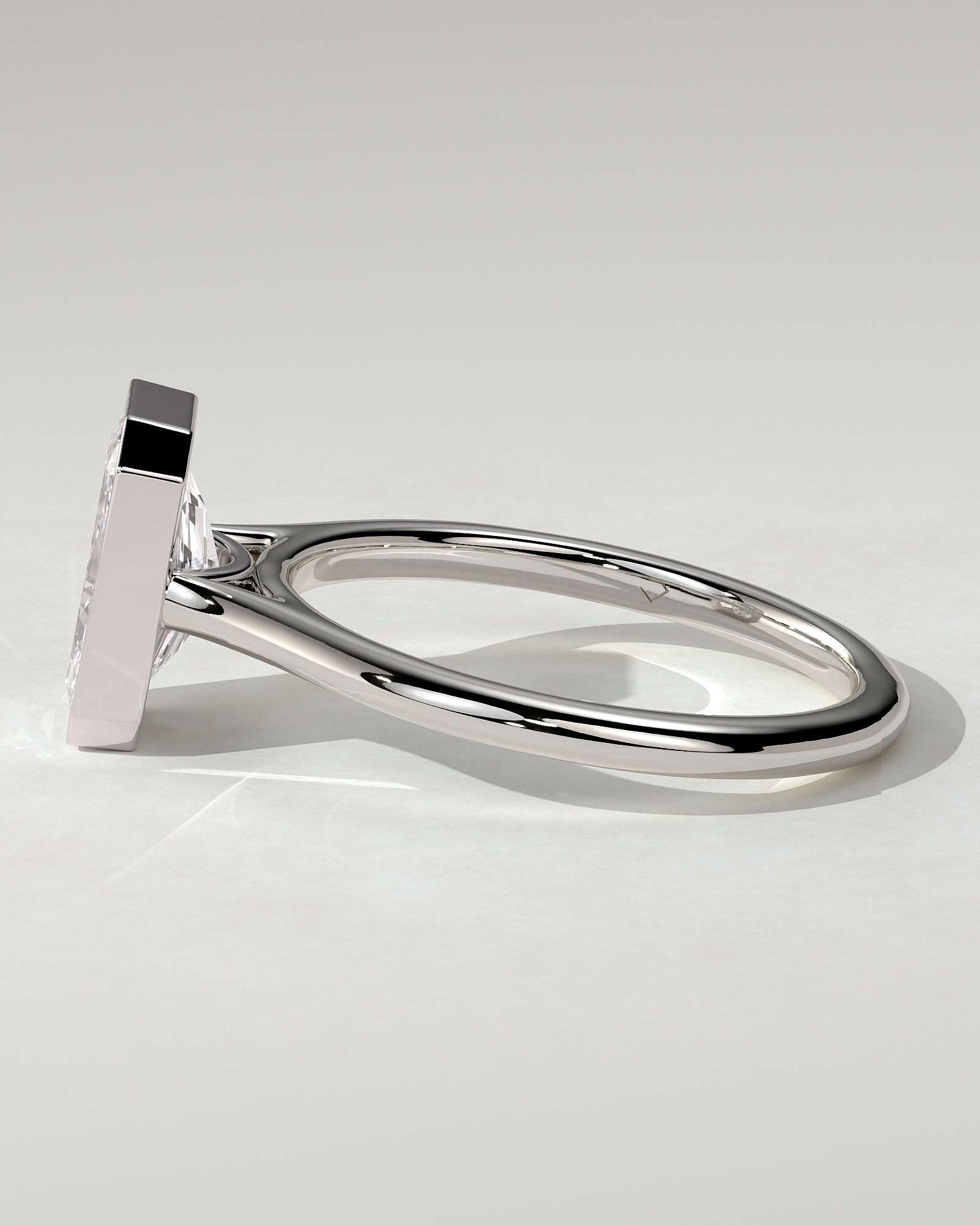 Zoe Bezel Round Ring