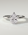 ainsley-solitaire-pear