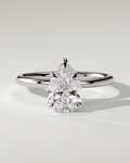 alia-solitaire-pear