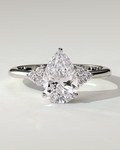 brooke-solitaire-pear