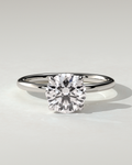 dahlia-solitaire-round