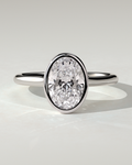 daphne-solitaire-bezel