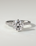 holly-solitaire-round