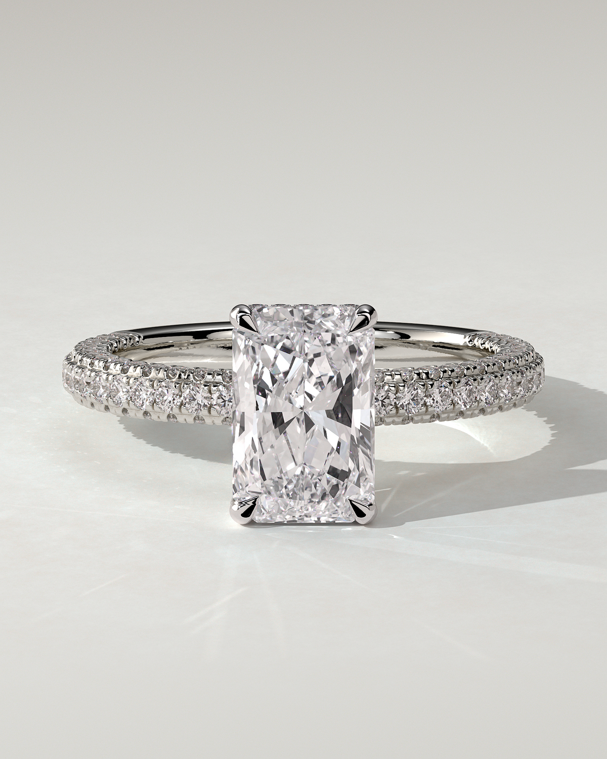irene-solitaire-radiant