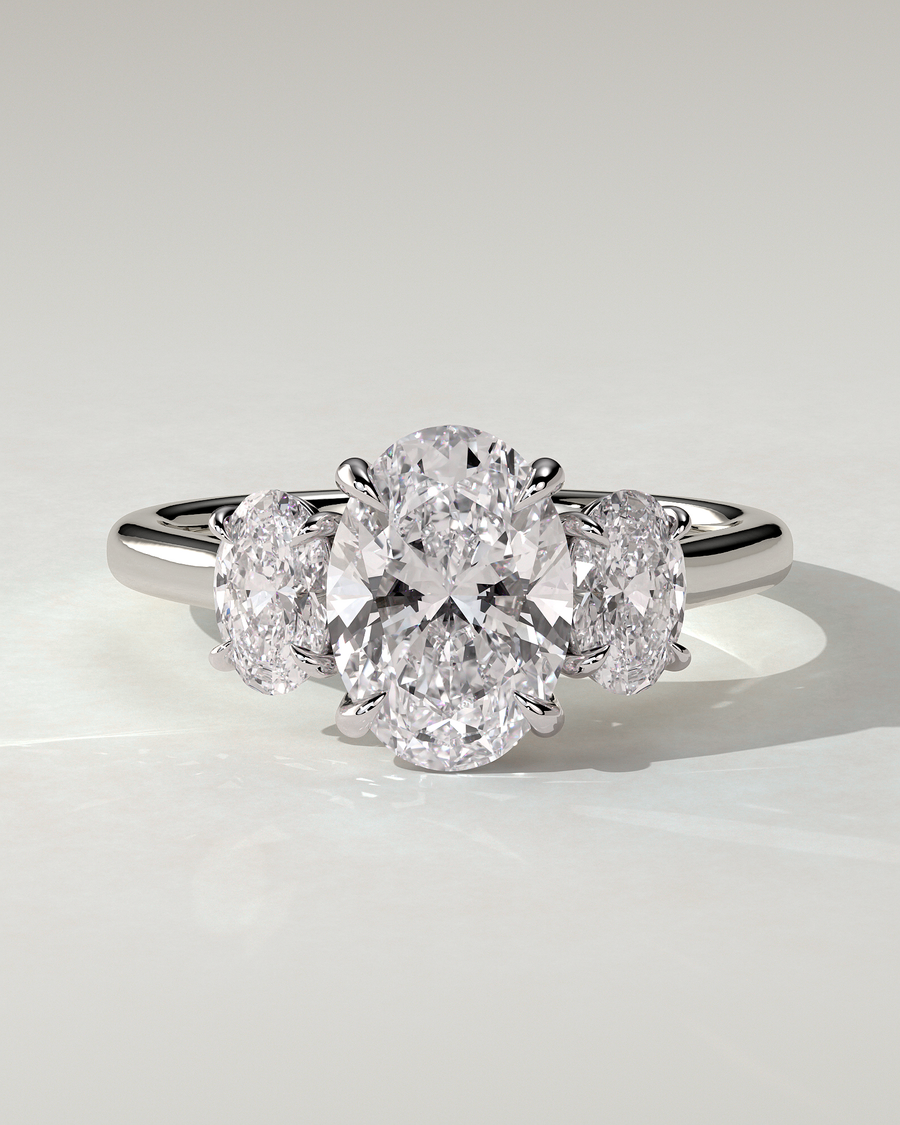isla-solitaire-oval
